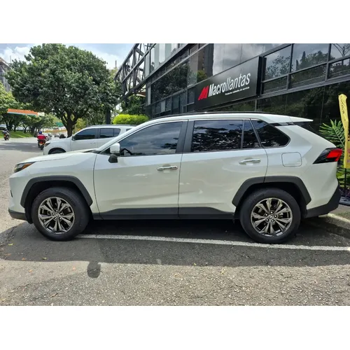 Toyota RAV4 2022 Blanco Envigado