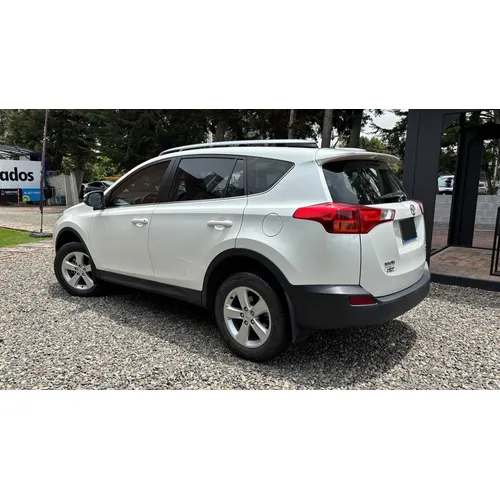 Toyota RAV4 2015 Blanco Bogotá
