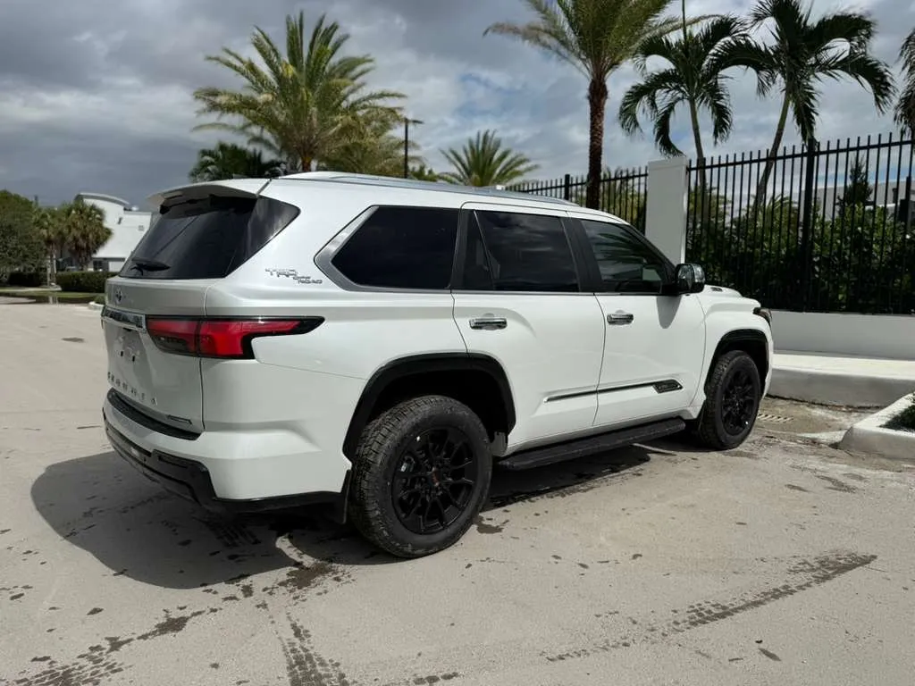Toyota Sequoia TRD OFF ROAD 2026 Blanco Bucaramanga