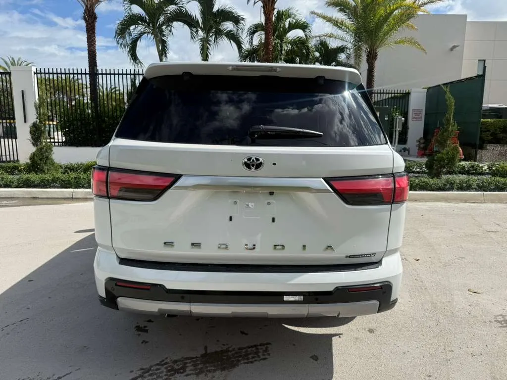 Toyota Sequoia 2026 Blanco Bucaramanga