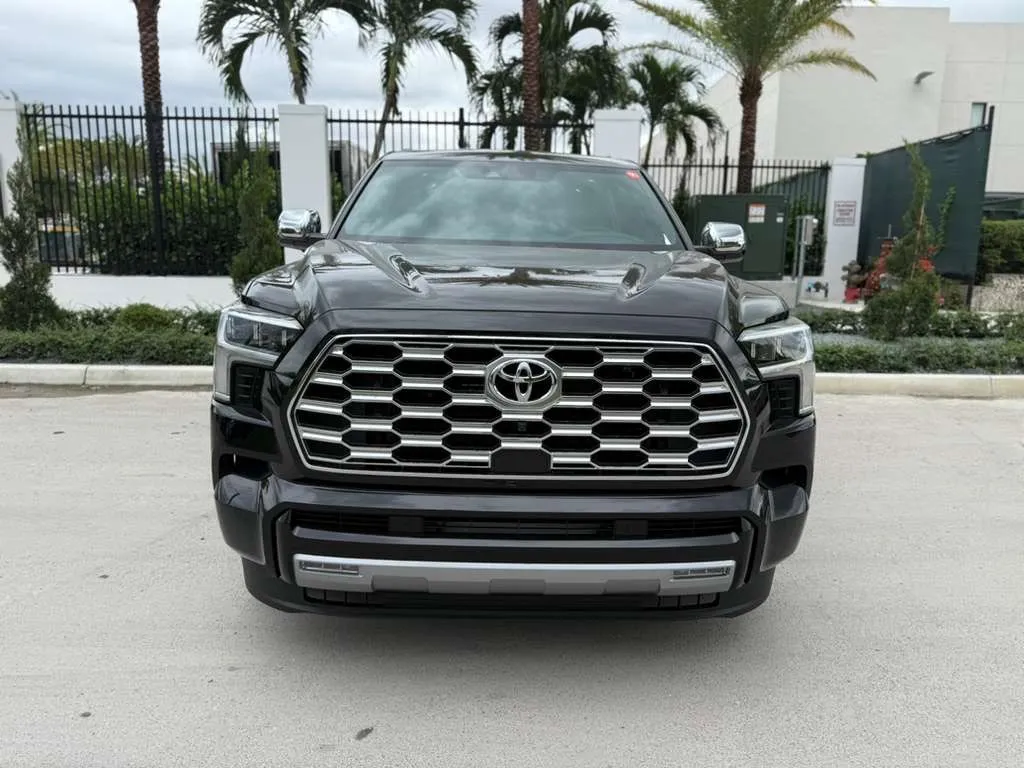 Toyota Sequoia 2026 Negro Bucaramanga
