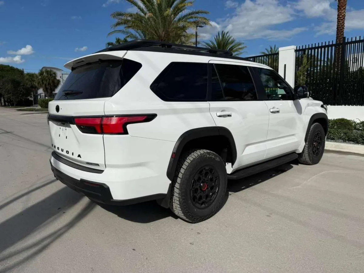 Toyota Sequoia TRD PRO 2026 Blanco Bucaramanga
