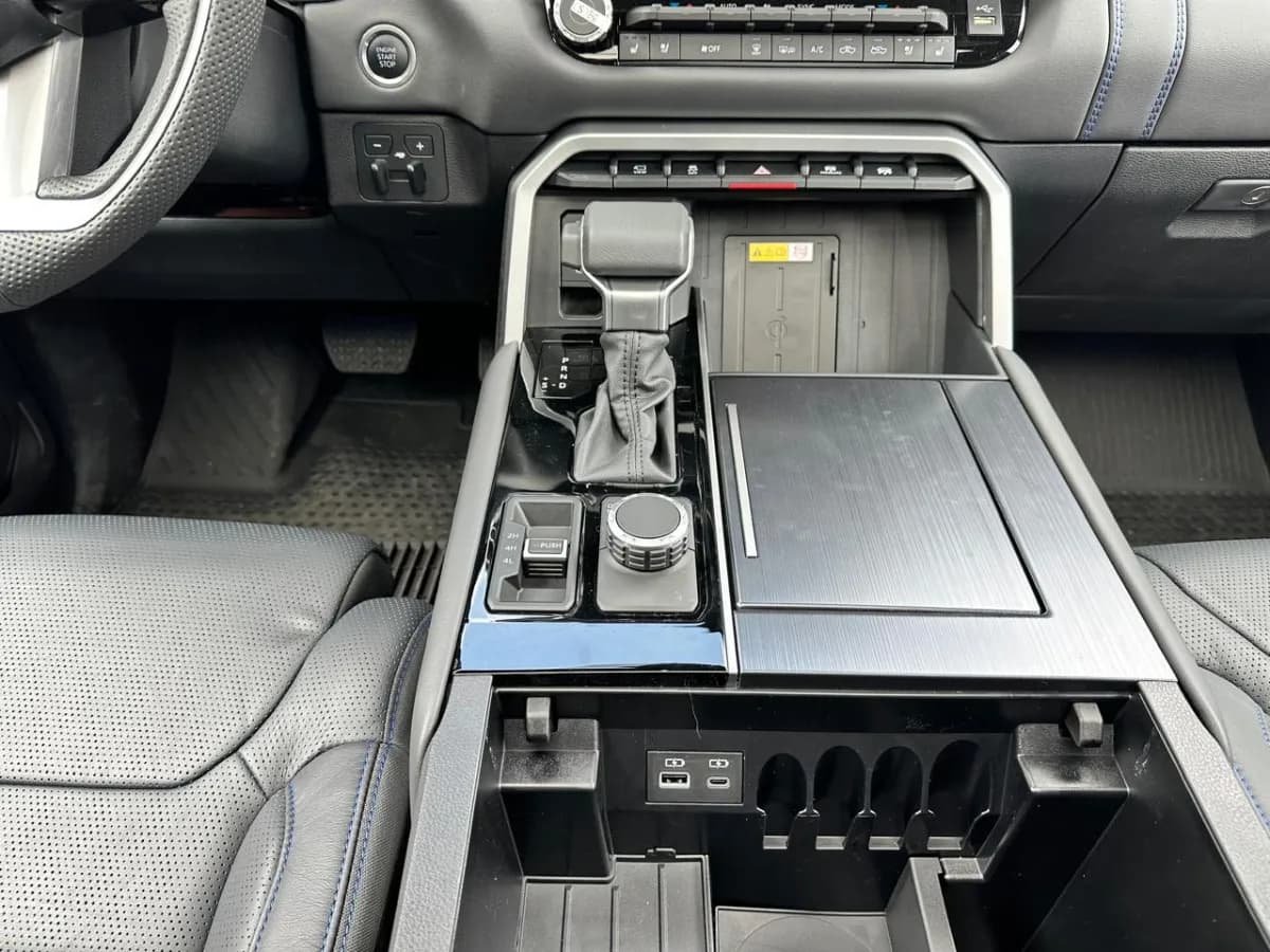 Toyota Tundra 3.4 Dc 4X4 At 2024 Rojo
