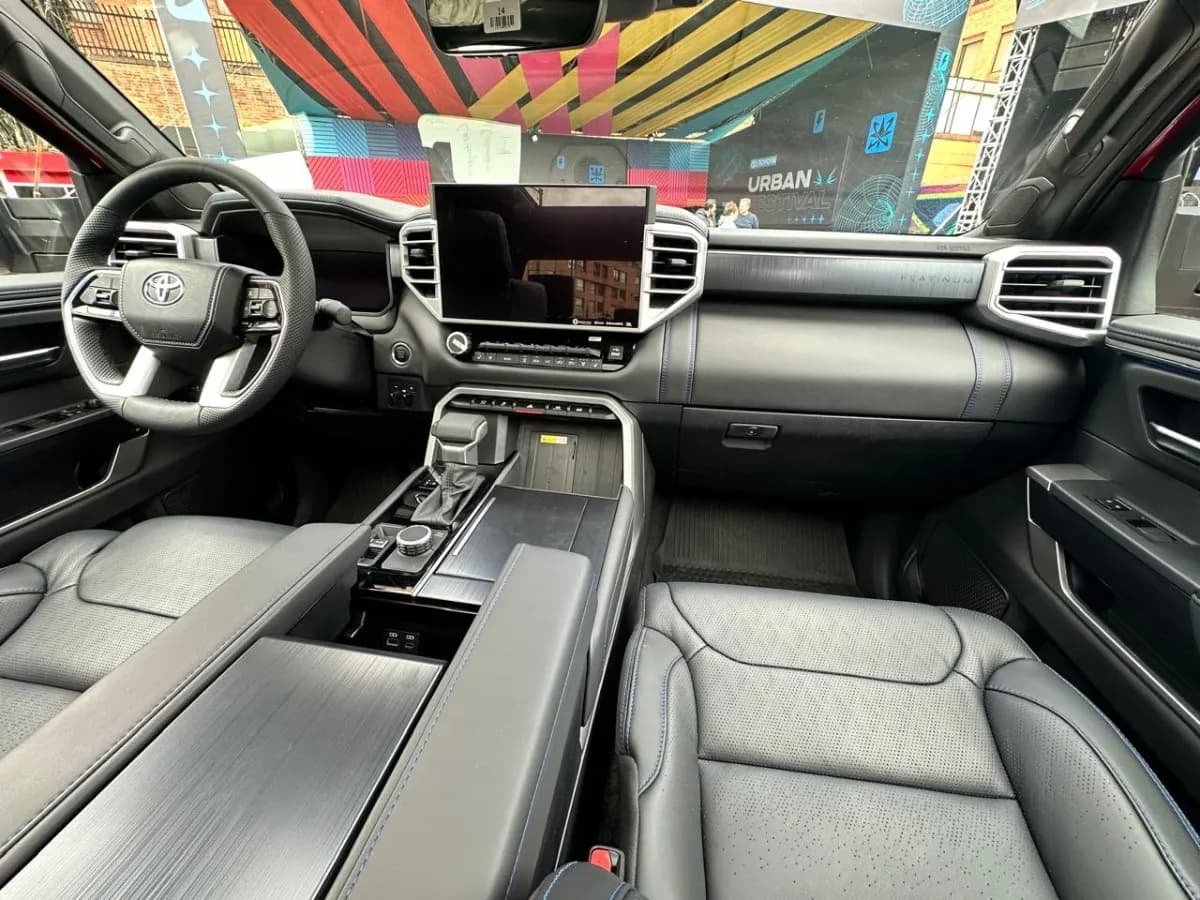 Toyota Tundra 3.4 Dc 4X4 At 2024 Rojo