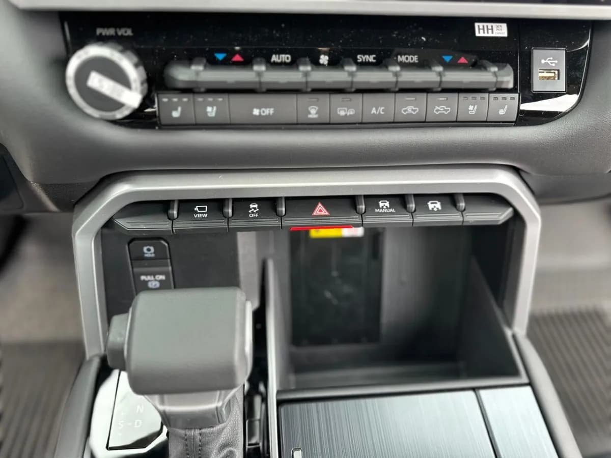 Toyota Tundra 3.4 Dc 4X4 At 2024 Rojo