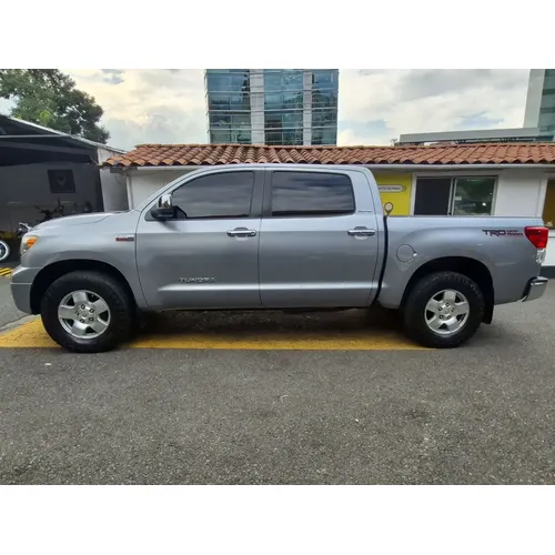 Toyota Tundra 2011 Gris Medellín