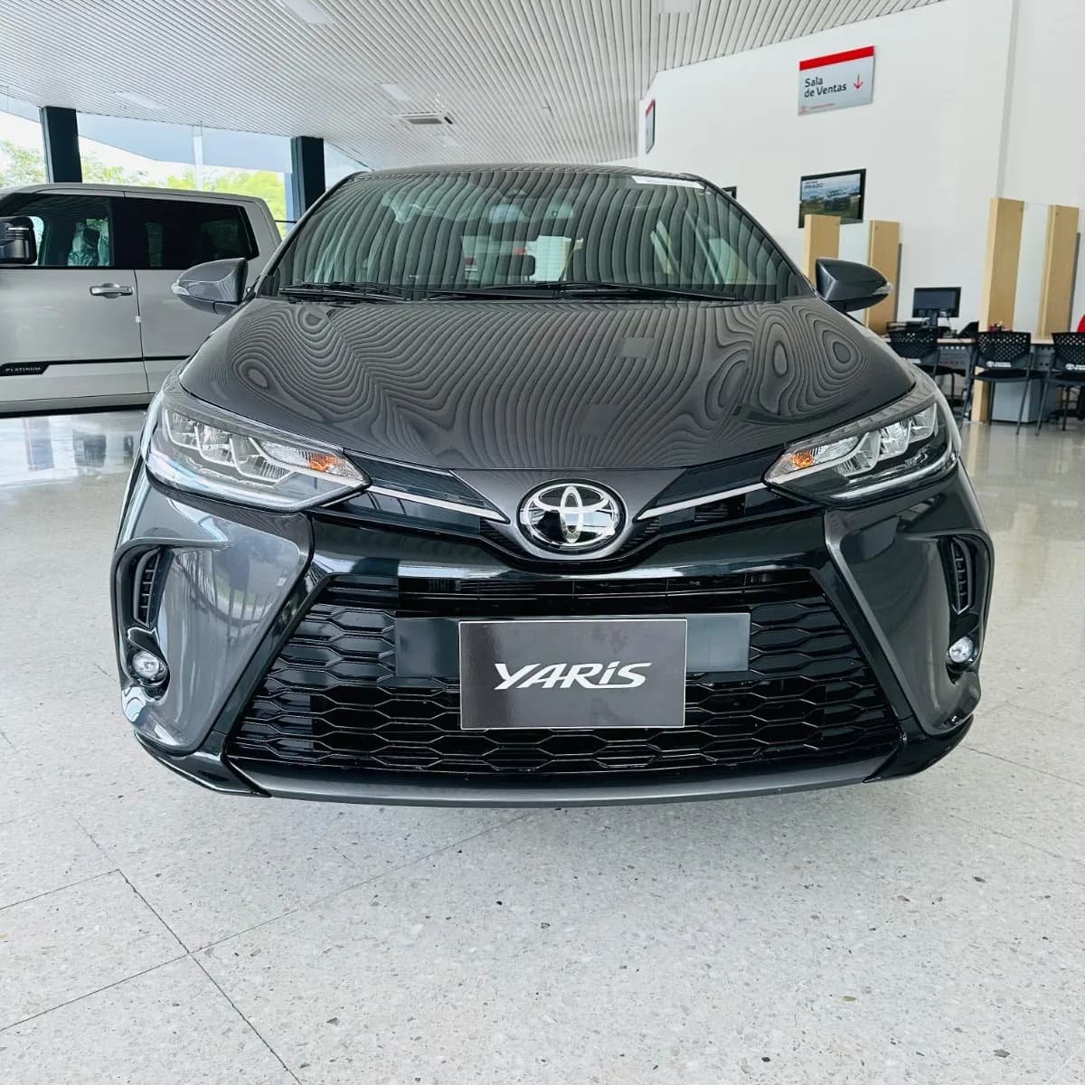 Toyota Yaris 1.5 Sport Aut 2025 Gris