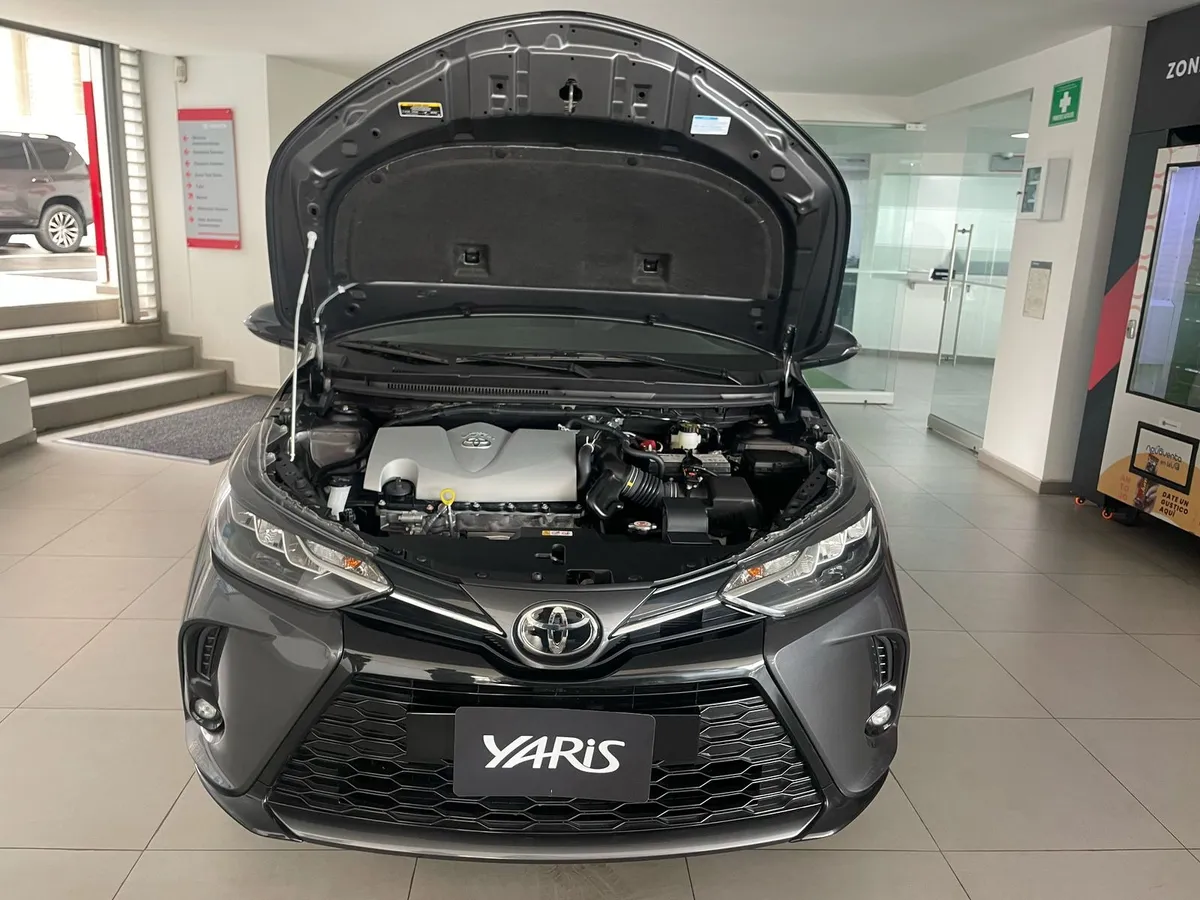 Toyota Yaris Sport 2025 Gris Barranquilla
