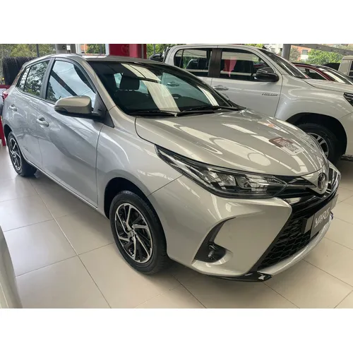 Toyota Yaris Sport 2026 Plateado Bogotá