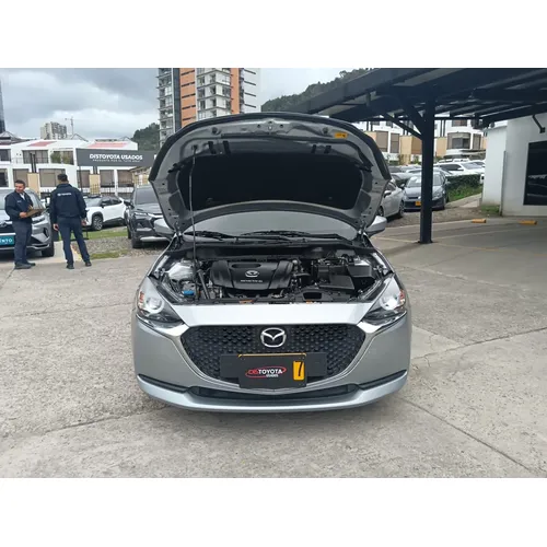 Mazda 2 2021 Plateado Bogotá