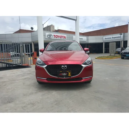 Mazda 2 2024 Rojo Bogotá