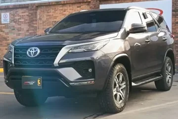 Usado Toyota Fortuner Sr 2.4 Diesel