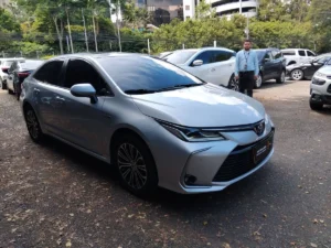 Toyota Corolla SEG 2023 Gris Medellín