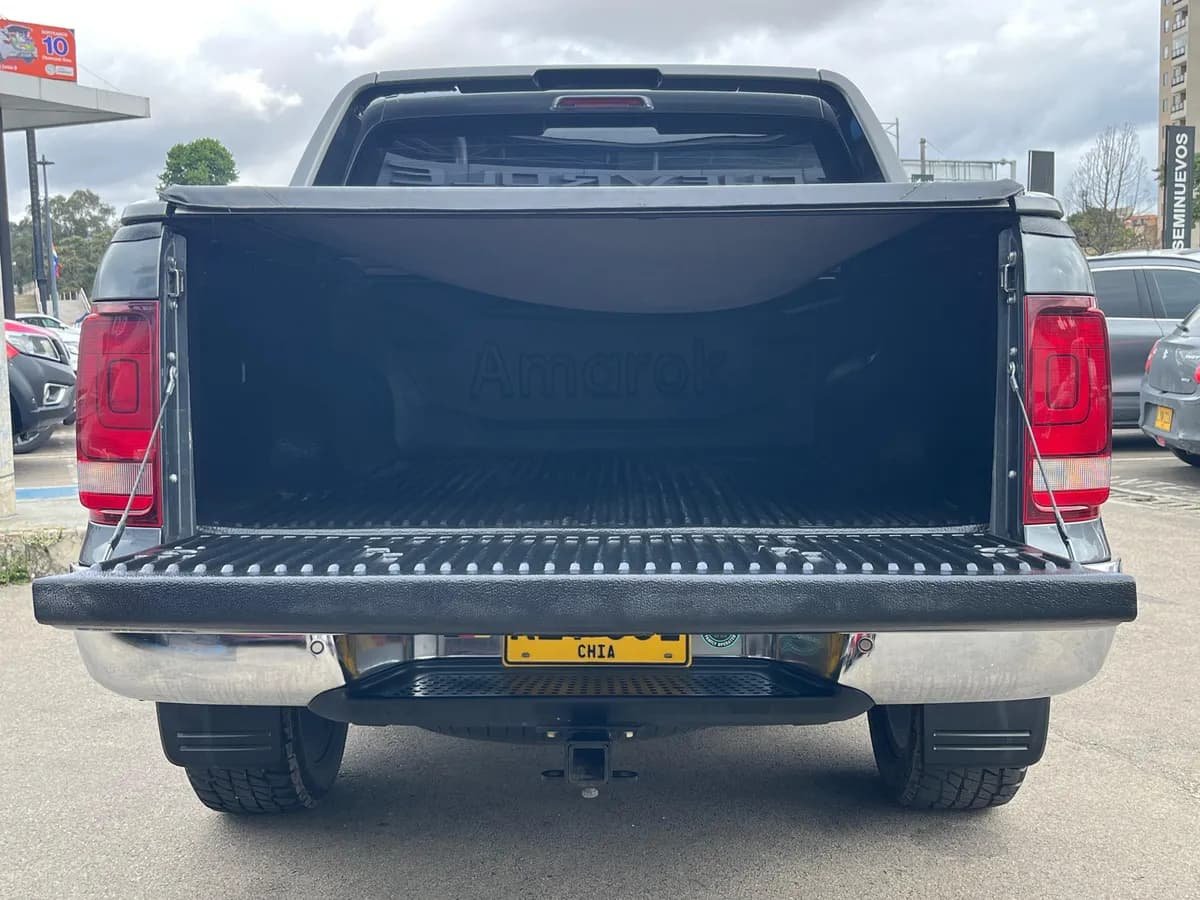 Volkswagen Amarok 3.0 Highline 2022 Gris