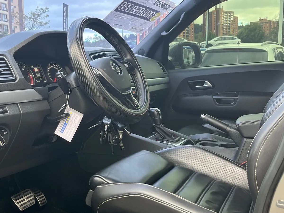 Volkswagen Amarok 3.0 Highline 2022 Gris