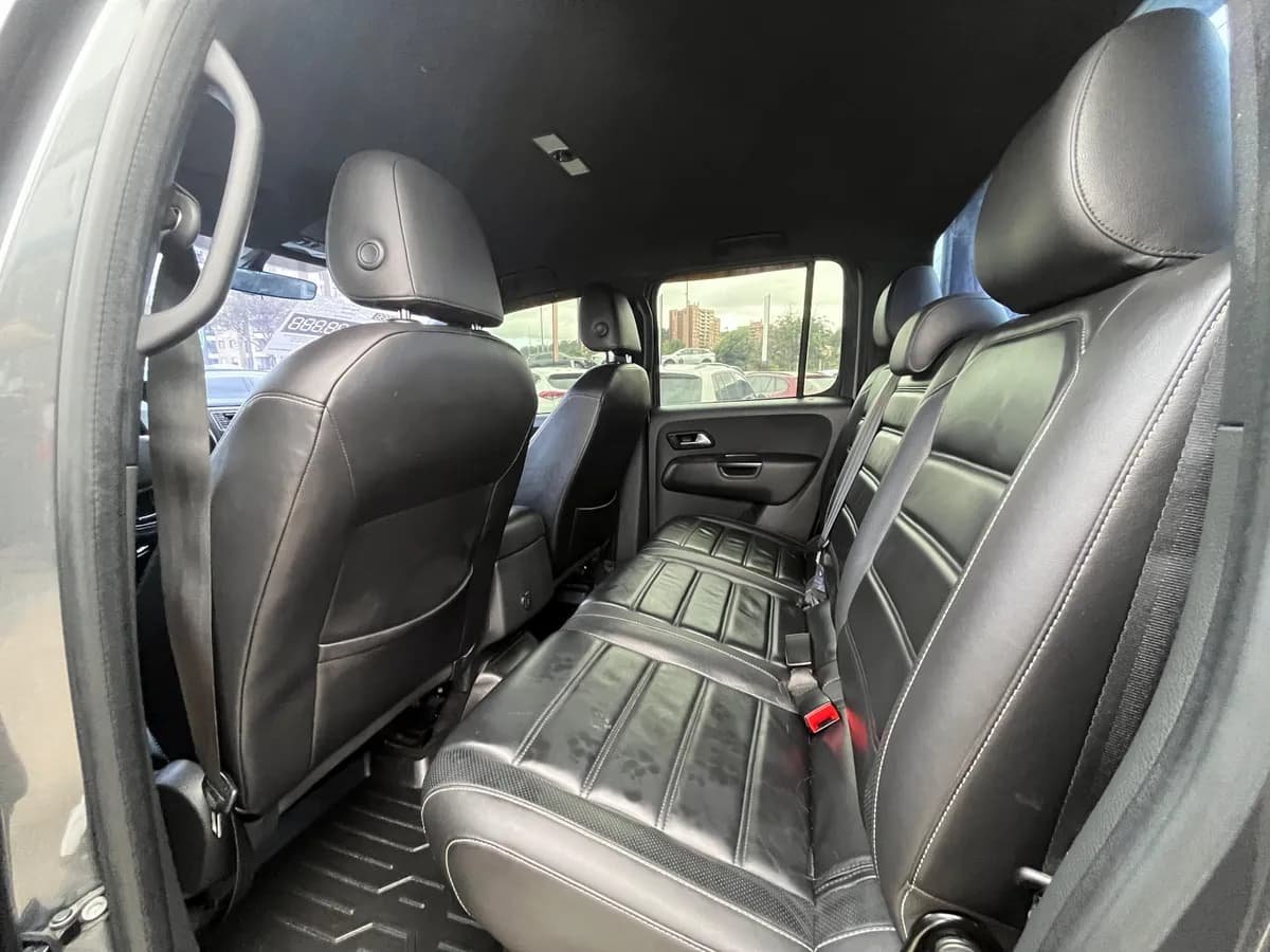 Volkswagen Amarok 3.0 Highline 2022 Gris