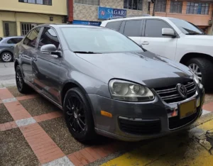 Volkswagen Bora 2006 Gris Manizales
