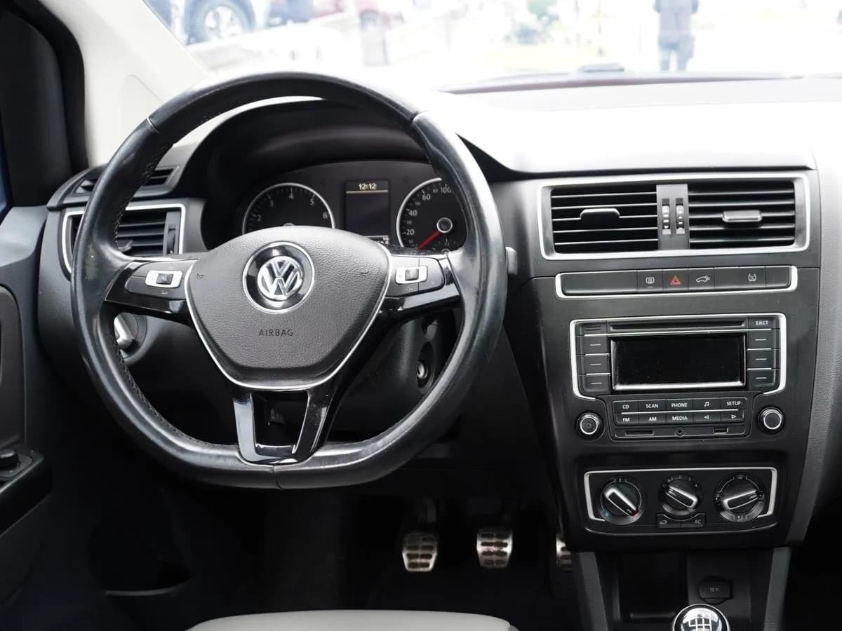 Volkswagen Crossfox 1.6l Azul Modelo 2016