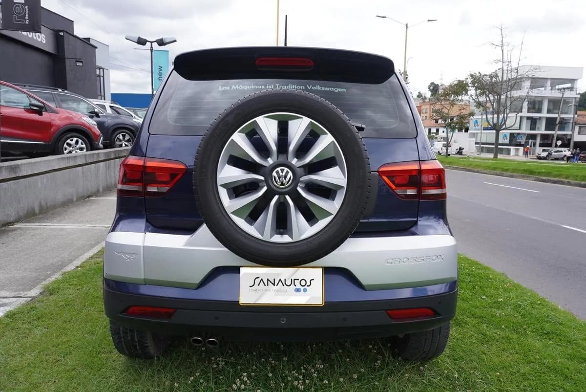 Volkswagen Crossfox 1.6l Azul Modelo 2016