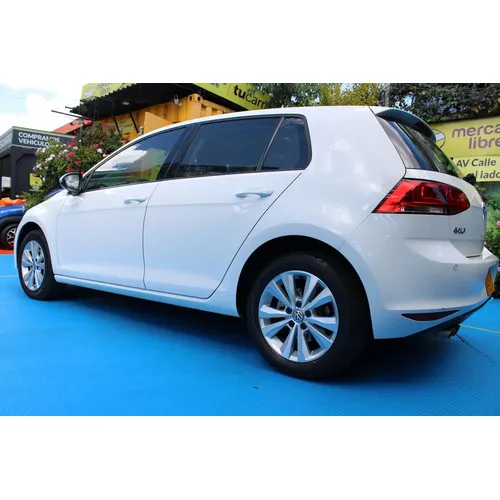 Volkswagen Golf 2018 Blanco Bogotá