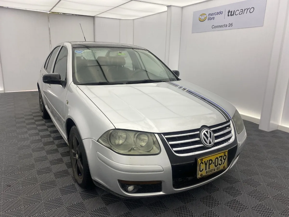 Volkswagen Jetta 2.0 Trendline 2008 Plateado