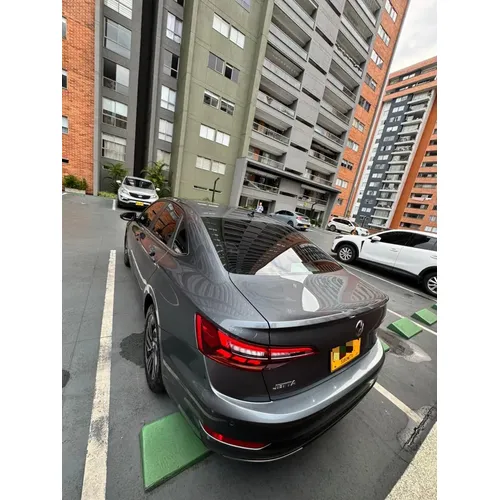 Volkswagen Jetta V 2020 Gris Medellín