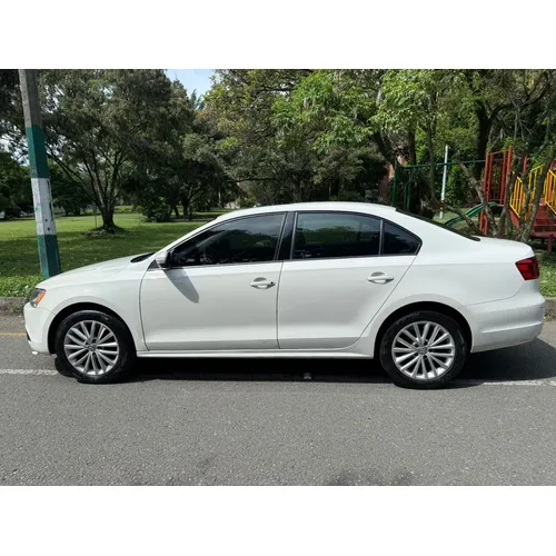 Volkswagen Jetta Vi 2013 Blanco Envigado