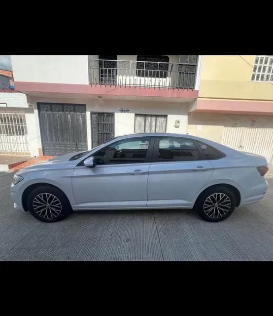 Volkswagen Jetta Vii 1.4 Tsi Highline blanco3