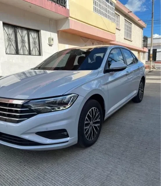 Volkswagen Jetta Vii 1.4 Tsi Highline blanco4