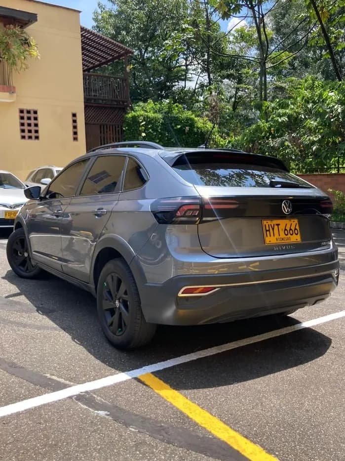 Volkswagen Nivus 1.0t Highline At 2021 Gris