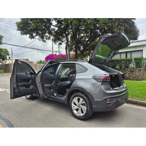 Volkswagen Nivus 2021 Gris Bogotá
