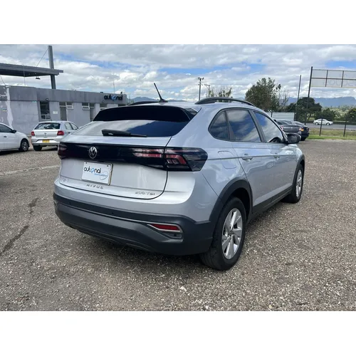 Volkswagen Nivus 2021 Gris Bogotá