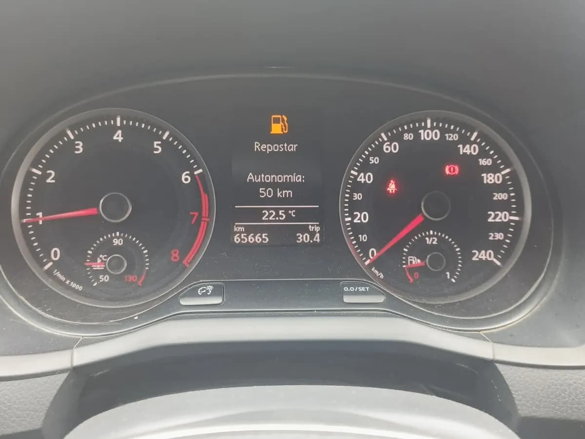 Volkswagen Saveiro G7 Plus 1.6l 2018 Roja