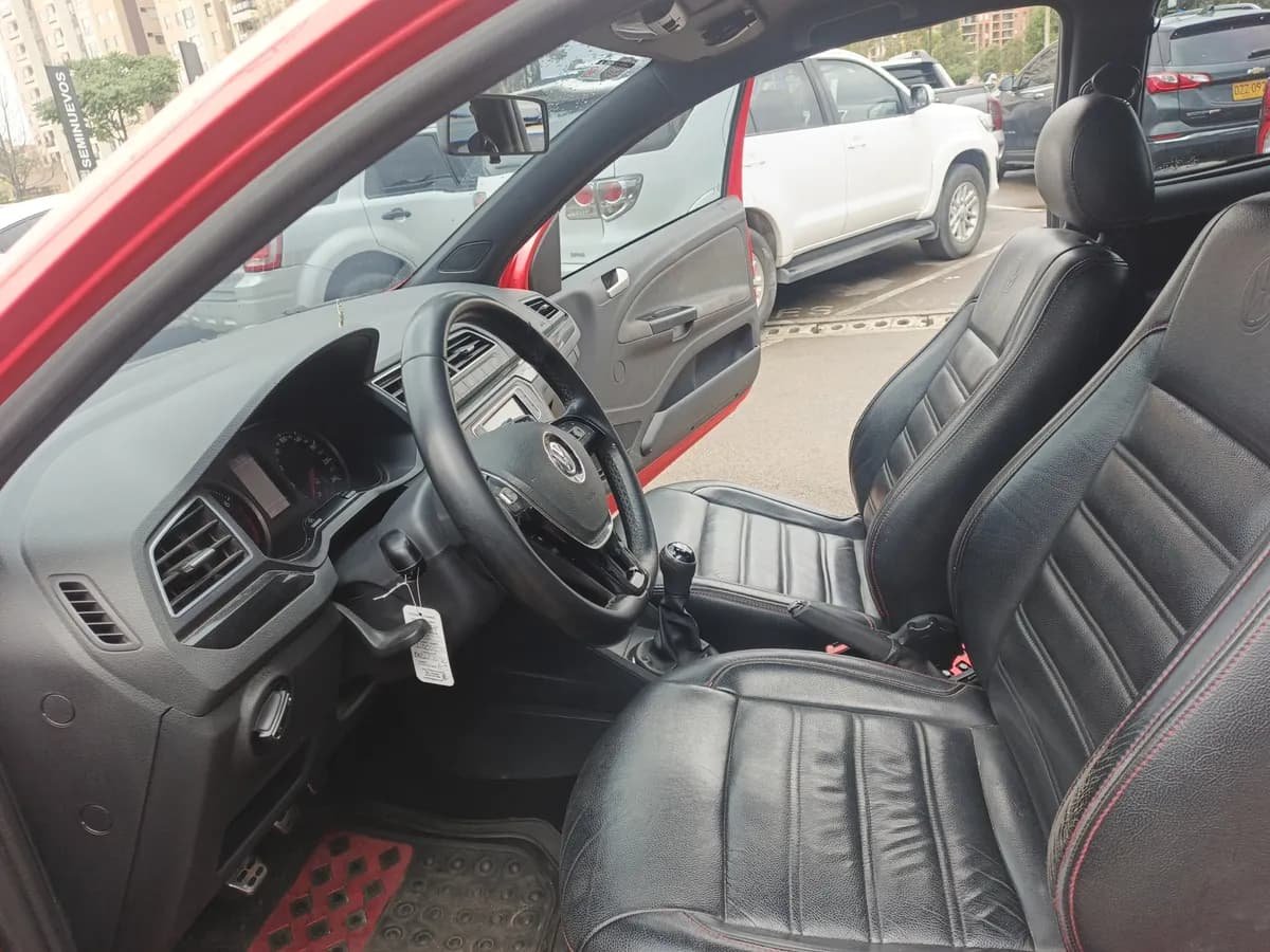 Volkswagen Saveiro G7 Plus 1.6l 2018 Roja