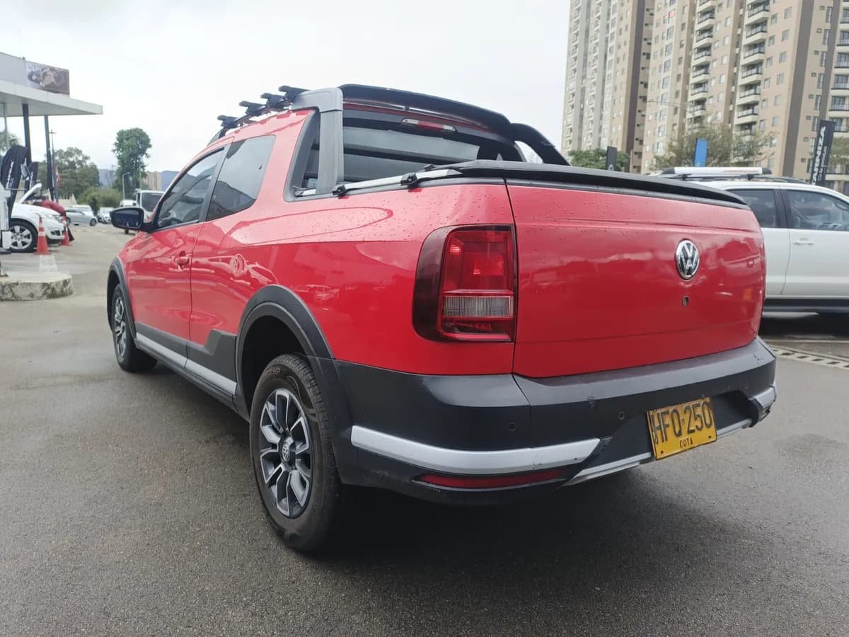 Volkswagen Saveiro G7 Plus 1.6l 2018 Roja