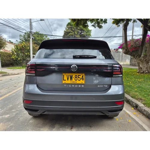 Volkswagen T-Cross 2023 Gris Bogotá