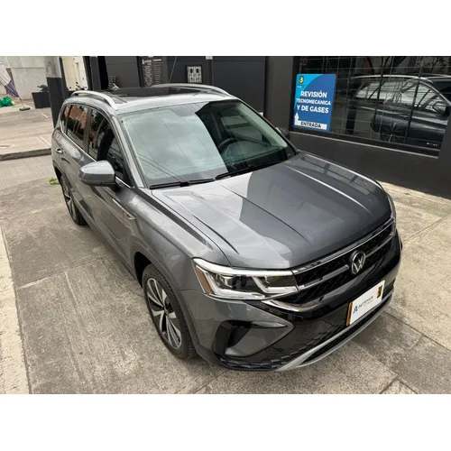 Volkswagen Taos 2024 Gris Bogotá