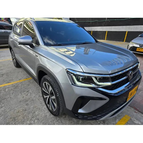 Volkswagen Taos 2022 Plateado Bogotá