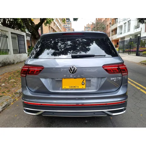 Volkswagen Tiguan 2022 Gris Bogotá