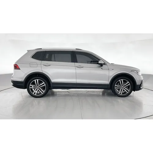 Volkswagen Tiguan 2022 Plateado Bogotá