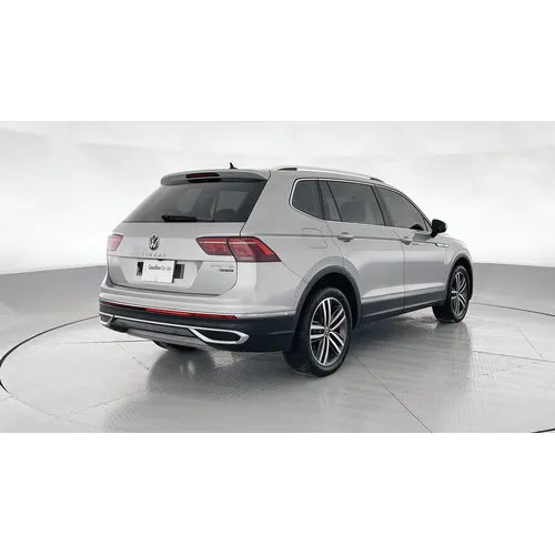 Volkswagen Tiguan 2022 Plateado Bogotá