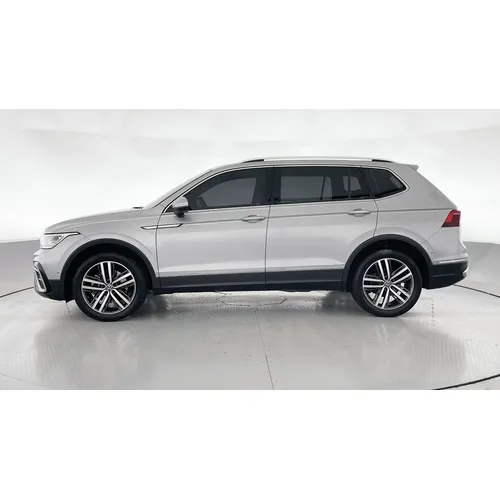 Volkswagen Tiguan 2022 Plateado Bogotá