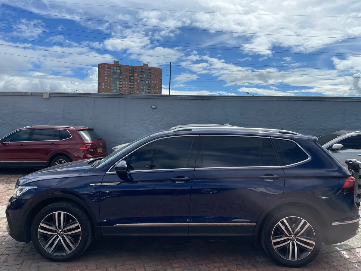 Volkswagen Tiguan 2022 Azul Bogotá