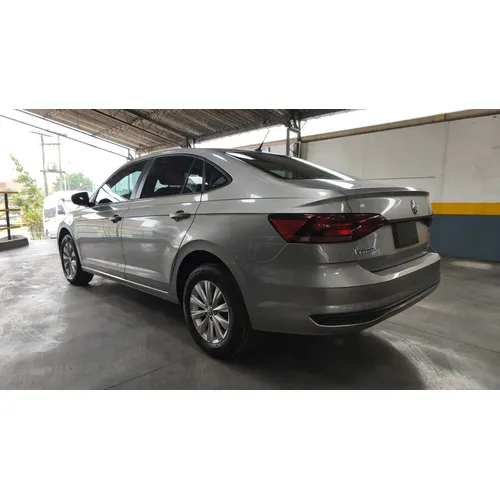 Volkswagen Virtus 2021 Plateado Bogotá