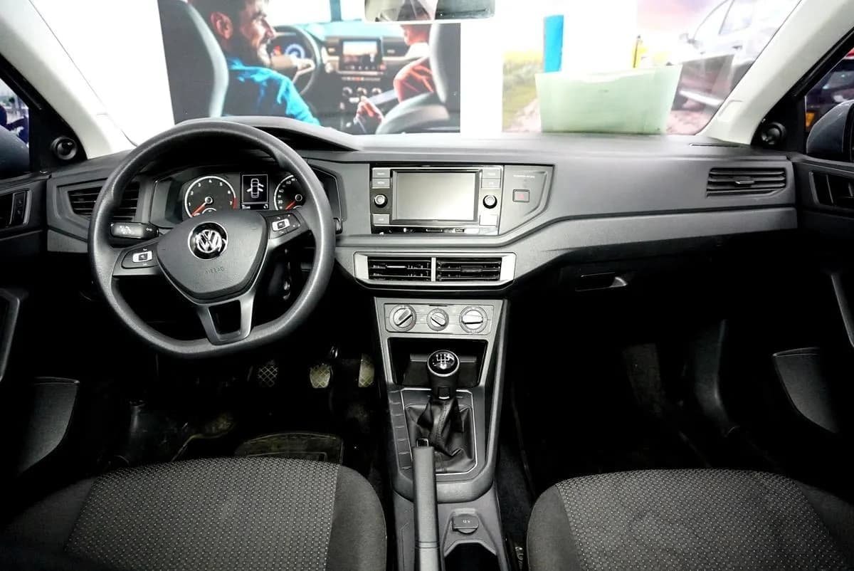 Volkswagen Virtus Trendline 2023 Plateado