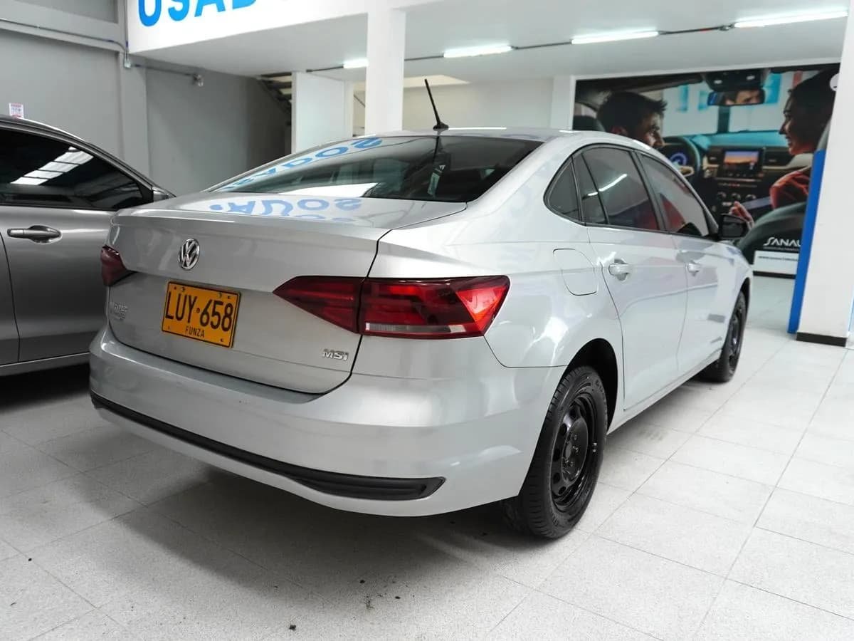 Volkswagen Virtus Trendline 2023 Plateado