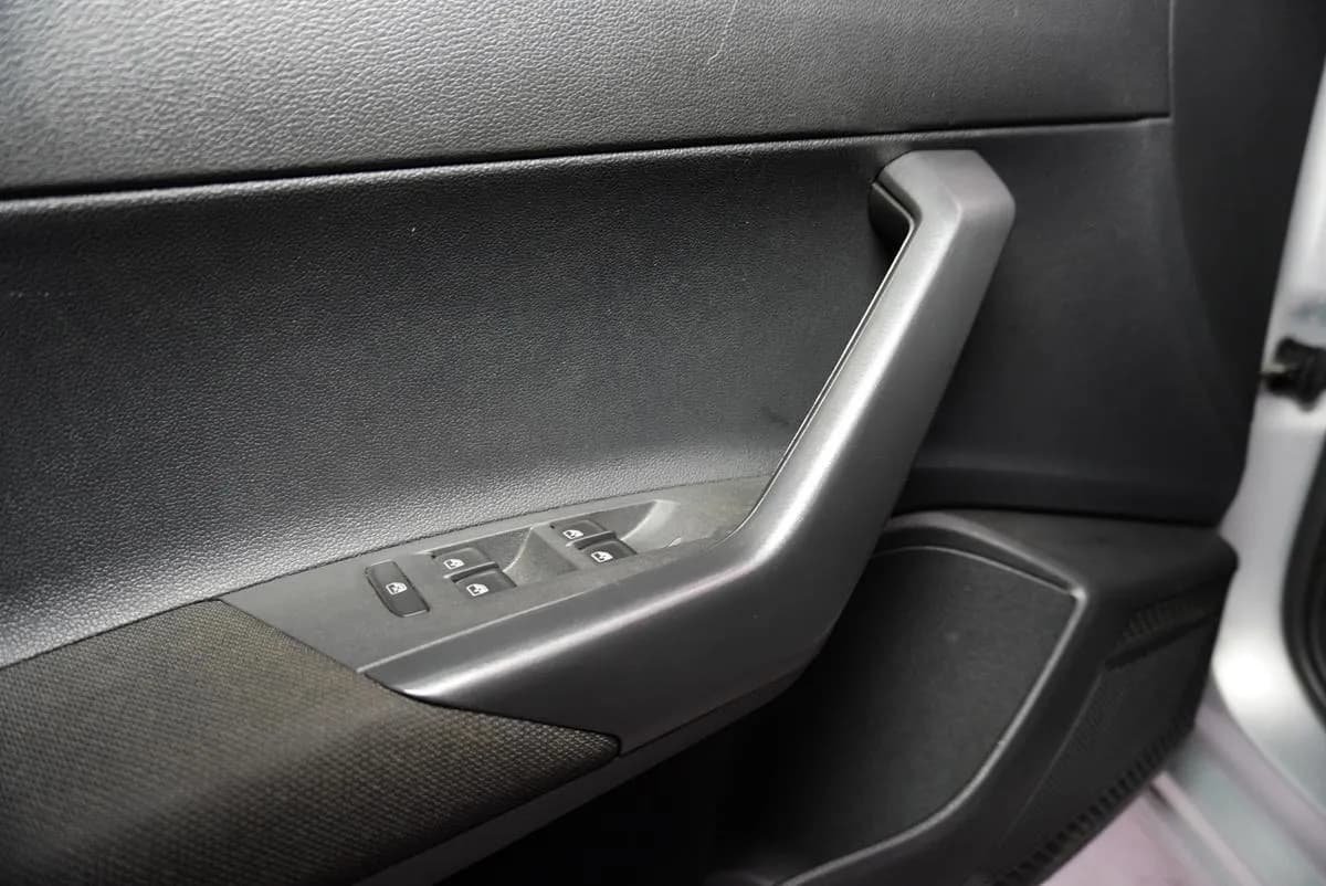 Volkswagen Virtus Trendline 2023 Plateado