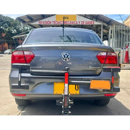 Volkswagen Voyage 2022 Gris Bogotá