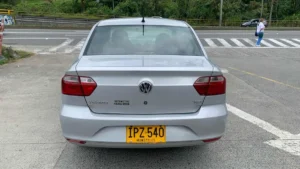 Volkswagen Voyage 2016 Plateado Manizales