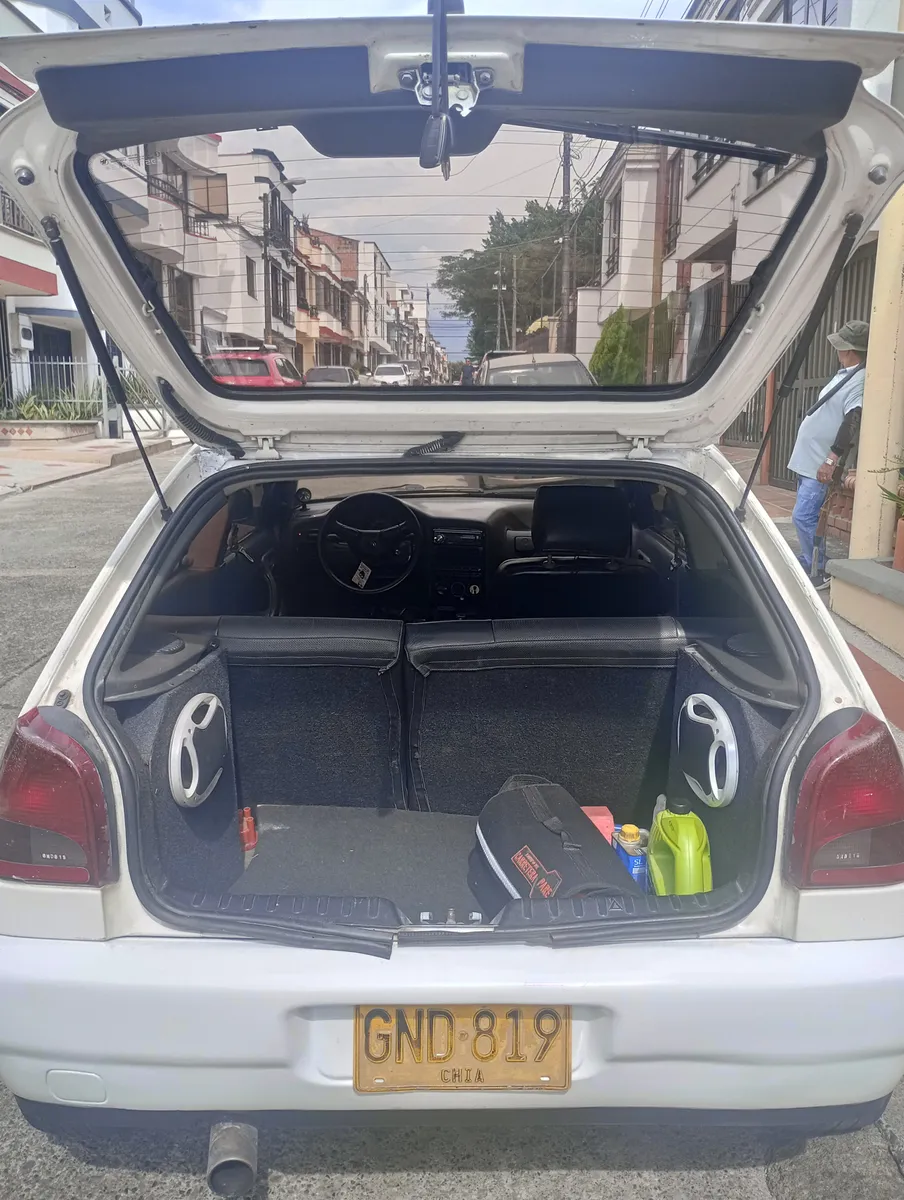 Volkswagen Gol 2000 Blanco Pereira